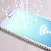 契約のペナルティや通信制限が無く、個人契約で民泊wifiを人々が急増中